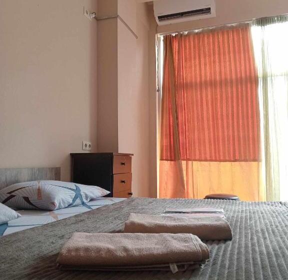 اتاق استاندارد, New Saburtalo Star