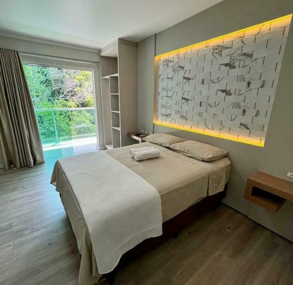 חדר דלוקס לארבעה, Sítio Novo Pousada