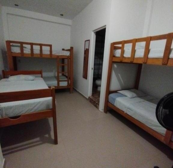 패밀리 룸, Hospedaje Sumarfe