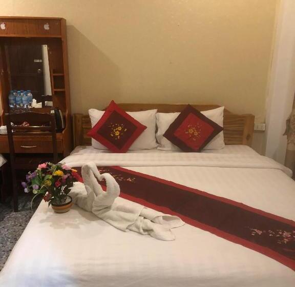 חדר דלוקס עם מרפסת, Luang Prabang Rosie Place