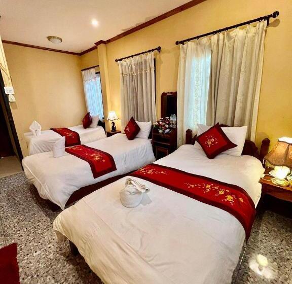 수피리어 트리플 룸, Luang Prabang Rosie Place