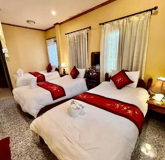 スーペリアトリプルルーム, Luang Prabang Rosie Place