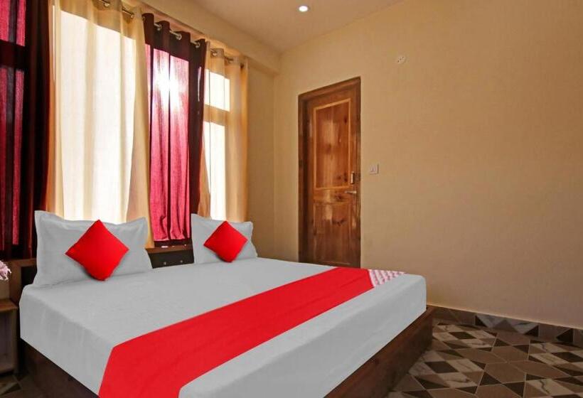 اتاق کلاسیک سه تخته, Spot On  River View