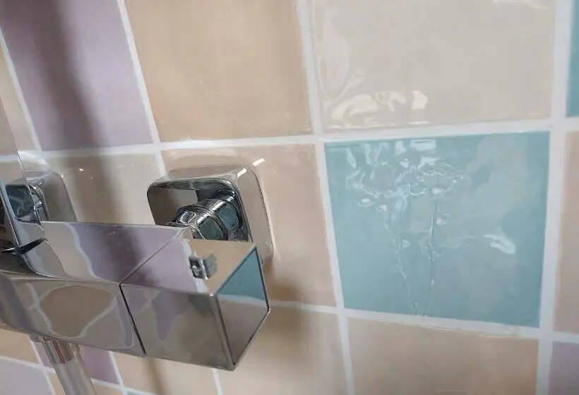 اتاق استاندارد سه نفره, Benedetto Cairoli Guest House