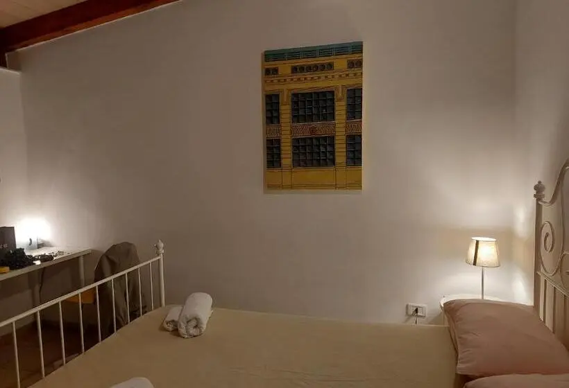 Standard room with outdoor bath, Benedetto Cairoli Guest House