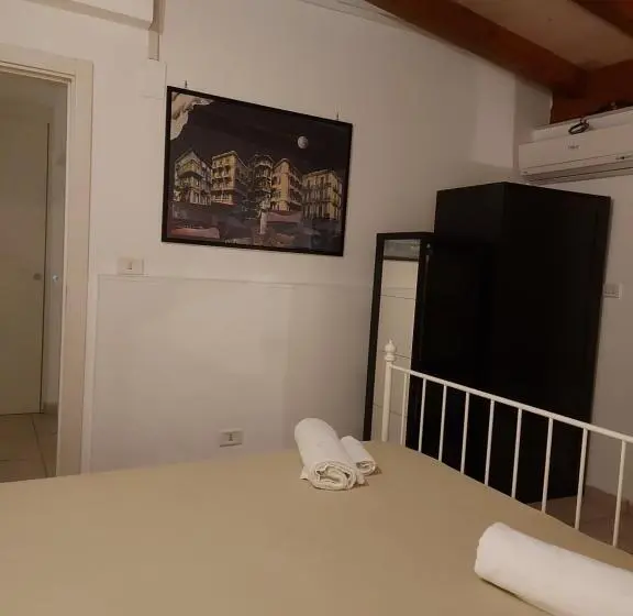 Standard room with outdoor bath, Benedetto Cairoli Guest House
