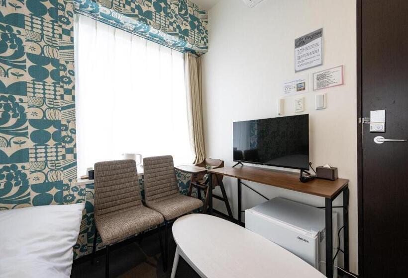 اتاق خانوادگی, Wako Tokyo Tree View