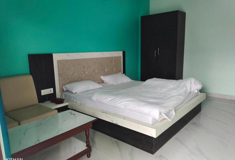 Номер Стандарт, Gokul Dham