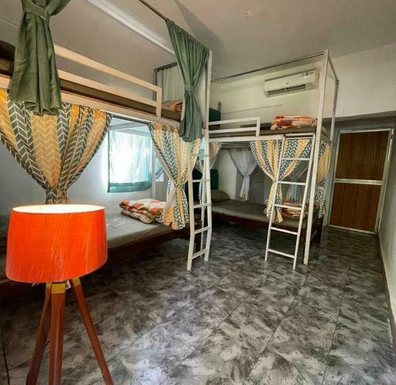 Cama em Quarto Compartilhado, Kaabo Hostel