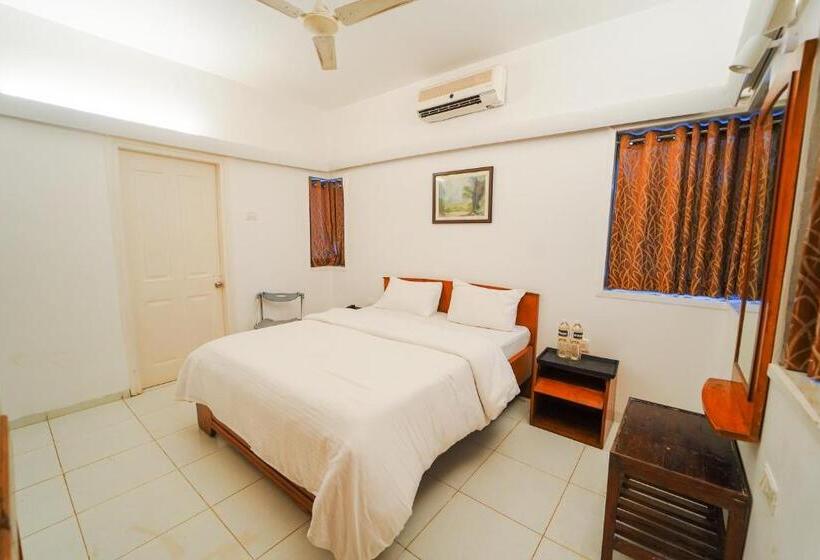 이그제큐티브 룸, The Signature Crest