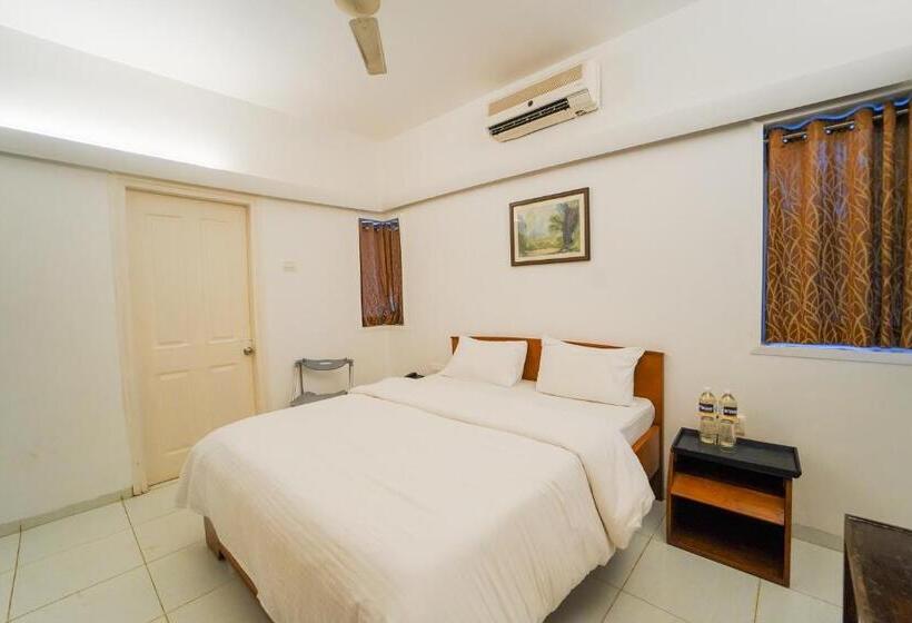 이그제큐티브 룸, The Signature Crest