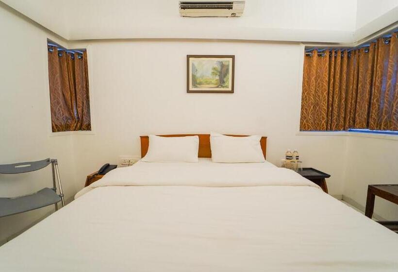 디럭스 룸, The Signature Crest