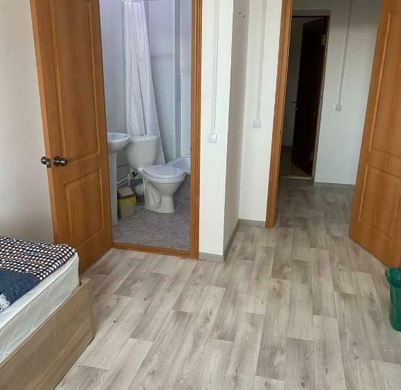 اتاق استاندارد یک نفره, Kamkor