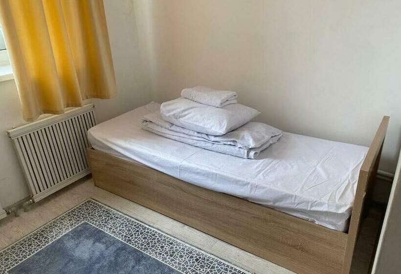 اتاق استاندارد یک نفره, Kamkor