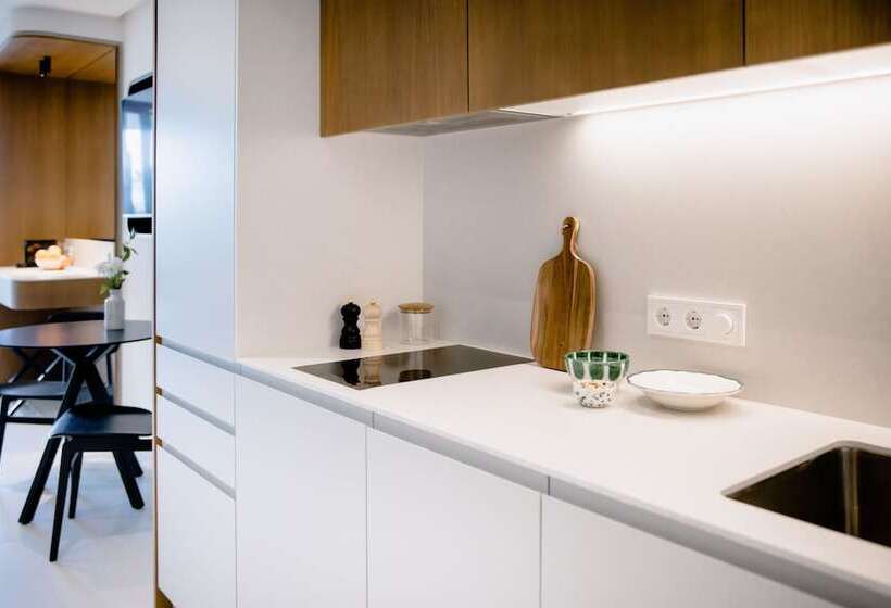 Classic studio with garden view, The Flag Hotel Marbella, Estepona - Adults Recommended