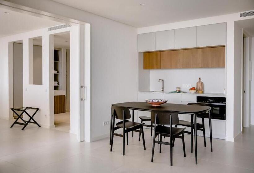 带海景的复工套房, The Flag Hotel Marbella, Estepona - Adults Recommended