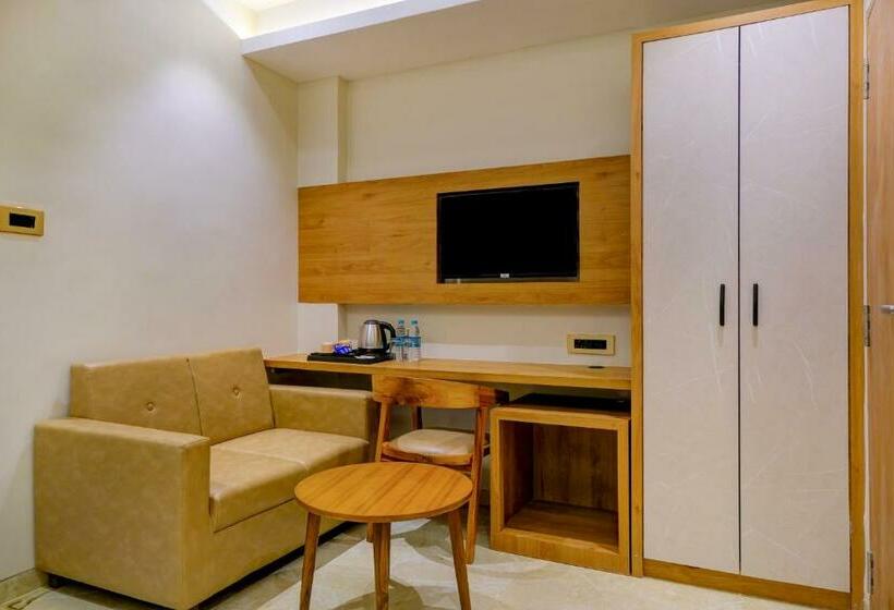 סוויטה, Metropolis Business