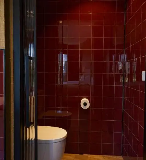 سوییت, Latroupe Prado Hostel