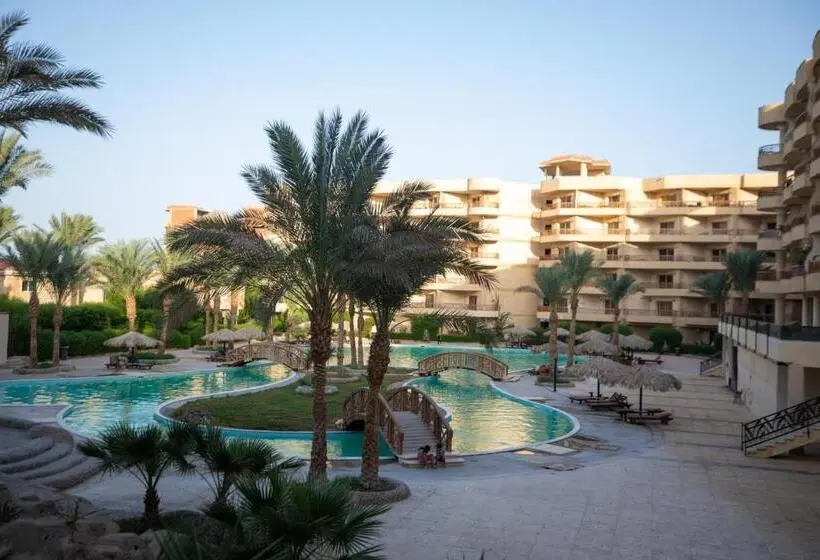 سوئیت با تخت بزرگ, Palma Resort Hurghda