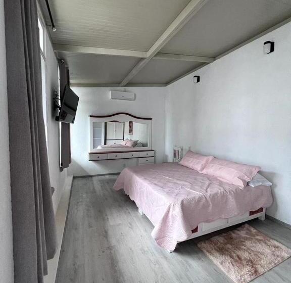 غرفة ديلوكس سرير كينج, Los Abuelos Hostal Huajuapan