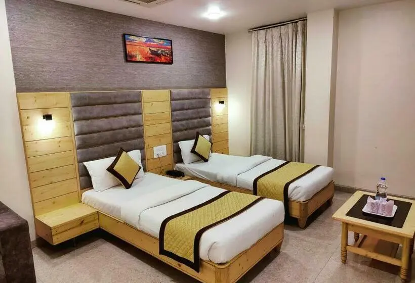 Habitació Deluxe, Darshan Inn