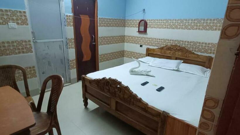 Номер Deluxe, Goroomgo Chemistrica Digha