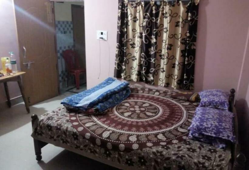 Номер Deluxe, Goroomgo Chemistrica Digha