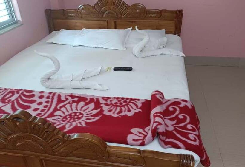 Номер Deluxe, Goroomgo Chemistrica Digha