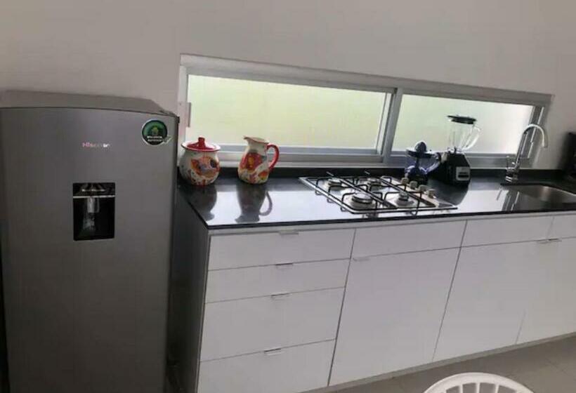 דירת חדר בקומת קרקע, Papaya Condo Acapulco Diamante  Solo Adultos