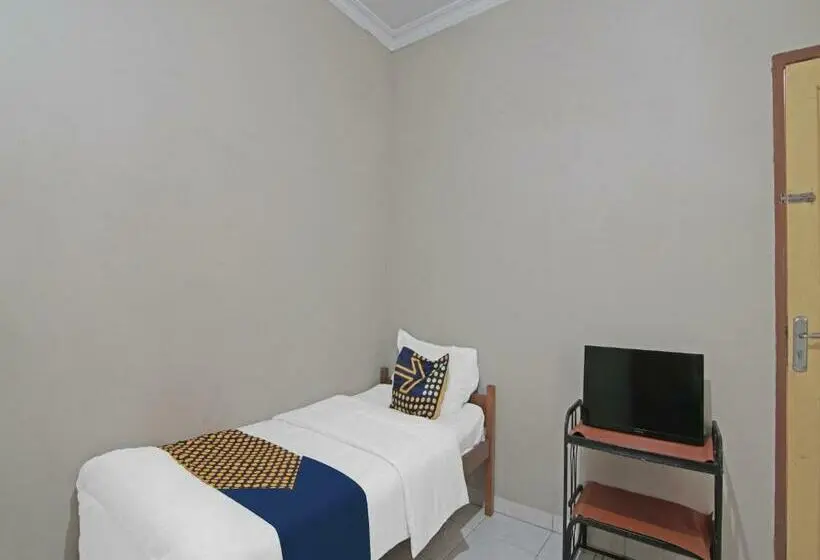 اتاق عادی یک تخته, O Flamboyan 25 Homestay Syariah