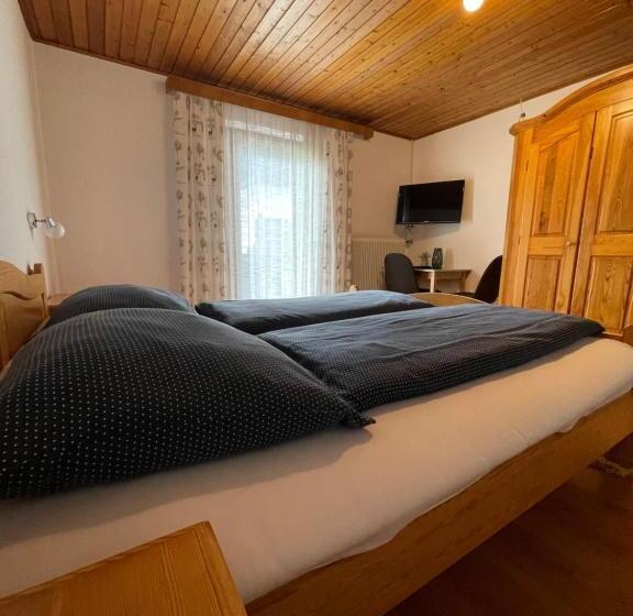 غرفة قياسية, Haus St. Martin