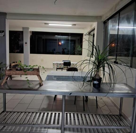 اتاق خانوادگی, Eco Hostel 013