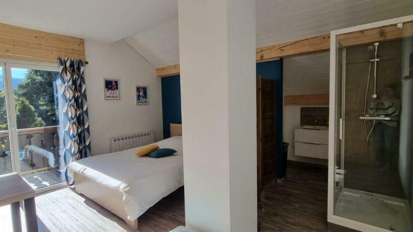 标准间带山景, Mont Bivouac, Chambre,entrée Et Sdb Privée,balcon Vue Mtblanc