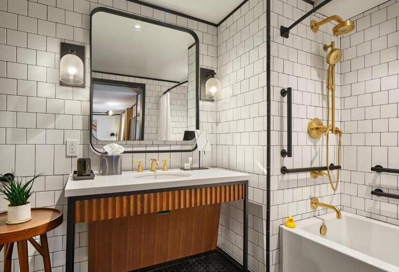 장애인용 디럭스룸, 21c Museum Hotel St Louis