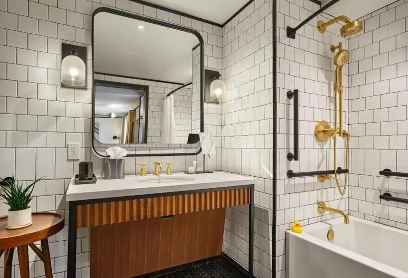 Deluxe-huone Soveltuu Liikuntarajoitteisille, 21c Museum Hotel St Louis
