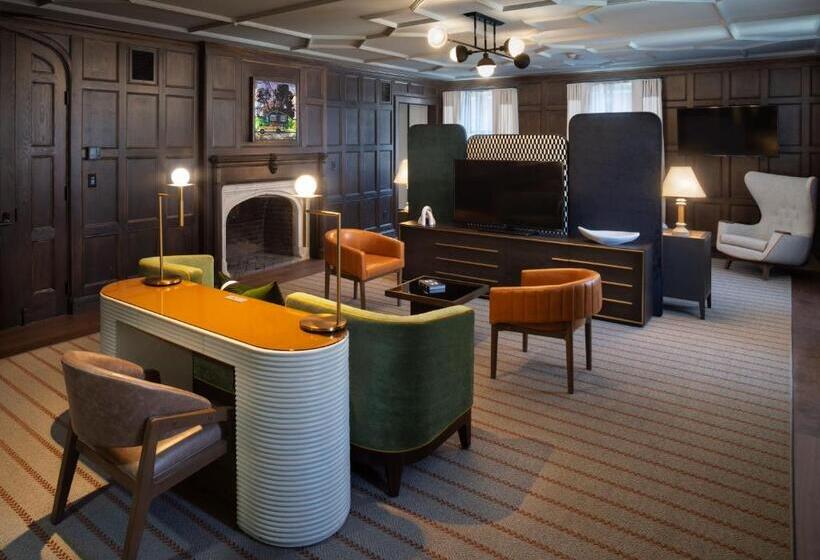 스위트 킹사이즈 침대, 21c Museum Hotel St Louis