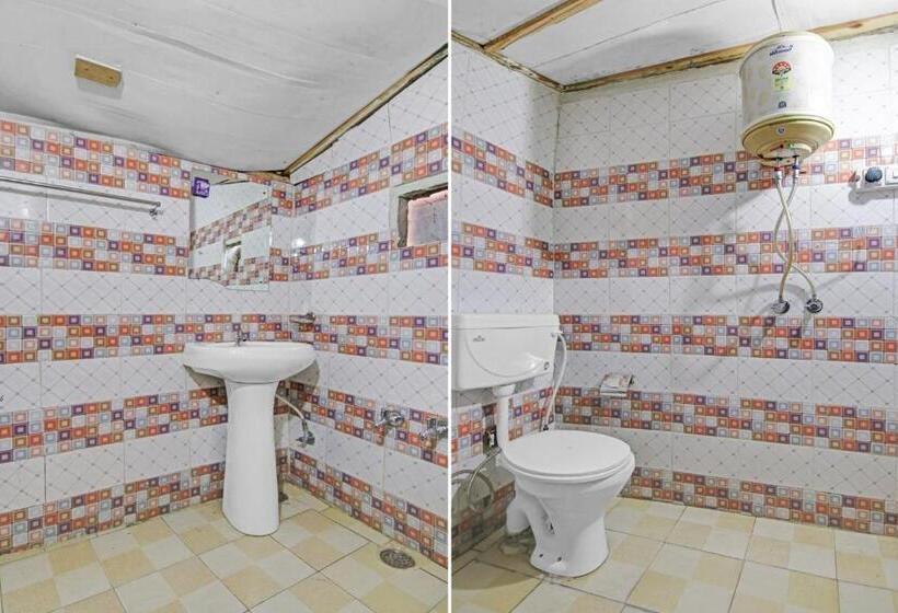 חדר קלאסי לשלושה, Oyo Flagship 70298 Kings Hills Cottages Village Kuftu Kufri