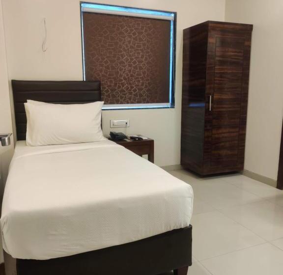 חדר אקונומי יחיד, Masara Biznotel