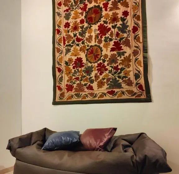 اتاق استاندارد چهارنفره با بالکن, Camere D Artista