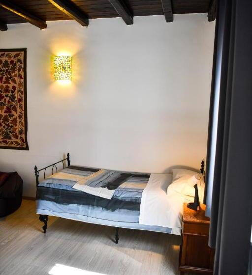 발코니가 있는 4인용 스탠다드 룸, Camere D Artista