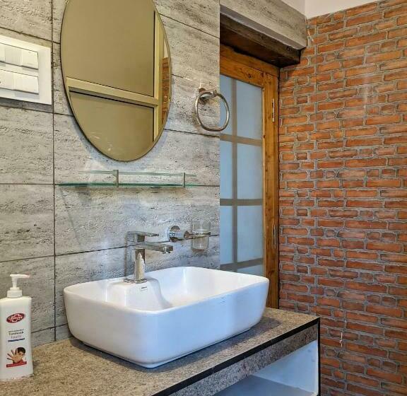 Кровать в Общей Комнате, Social Courtyard Spiti