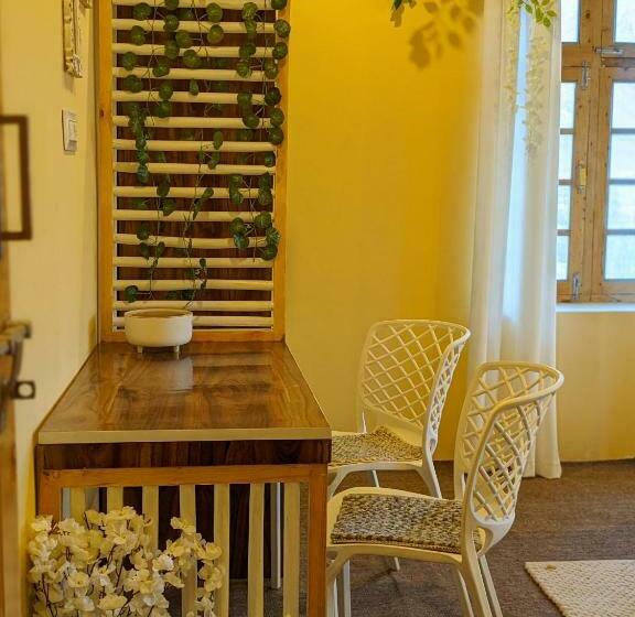 Номер Стандарт, Social Courtyard Spiti