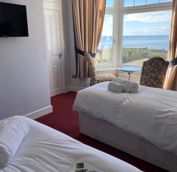 디럭스 룸, The Calder House