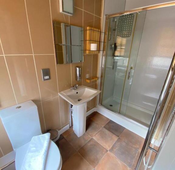 스탠다드 룸, The Calder House