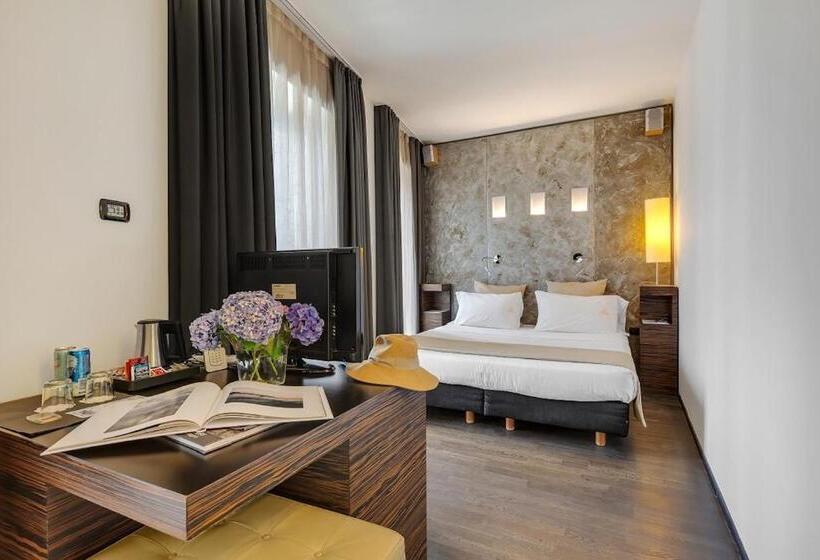 レイクビュースタンダードルーム, Casa Alle Colonne By Hotel Ancora