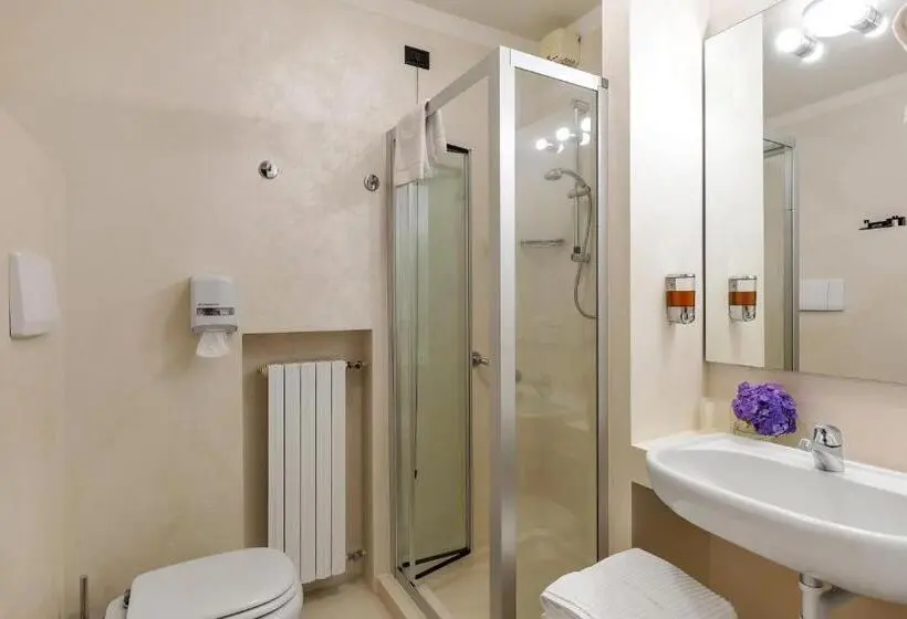 Standard-huone Järvinäkymä, Casa Alle Colonne By Hotel Ancora