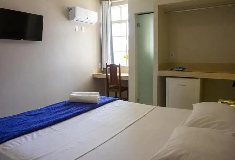 استودیوی استاندارد, Europa Hotel Brasília