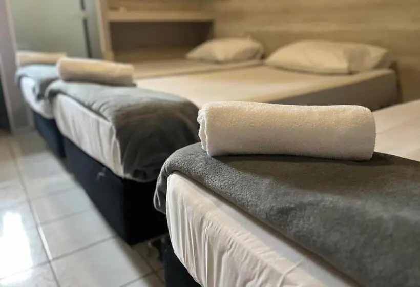 اتاق استاندارد سه نفره, Europa Hotel Brasília