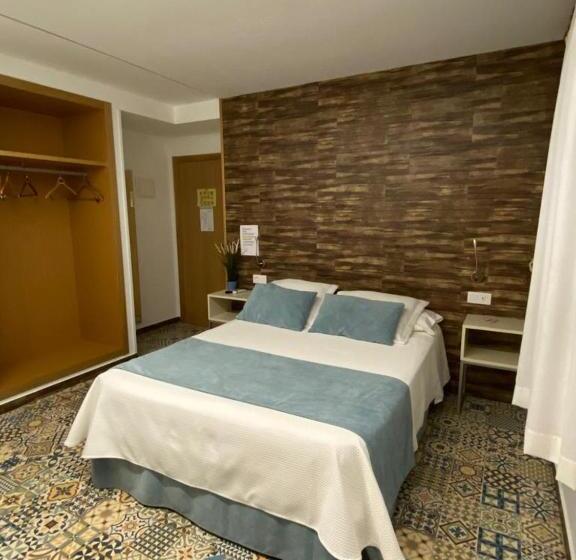 Номер Стандарт, Hostal La Batuta