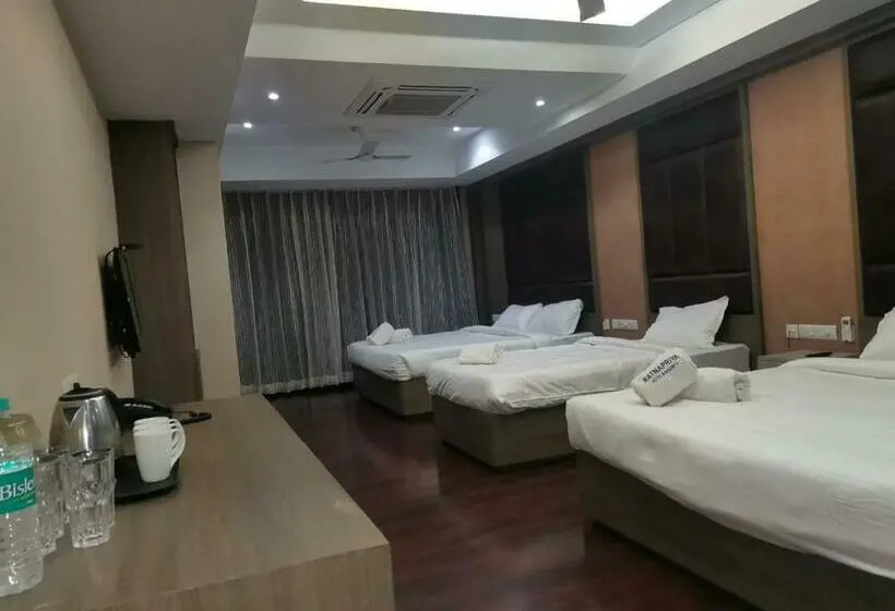 デラックスファミリールーム, Ratnapriya Hotel And Resort